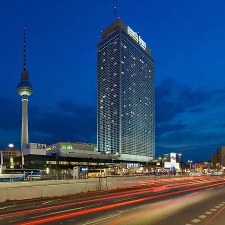 Park Inn By Radisson Berlin Alexanderplatz-3
