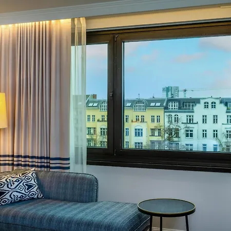 Doubletree By Hilton Berlin Ku'Damm-3